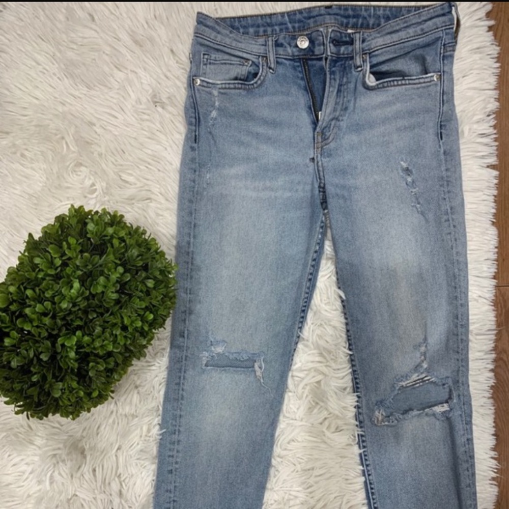 Light-Wash Ripped Jeans - Picture 2 of 8